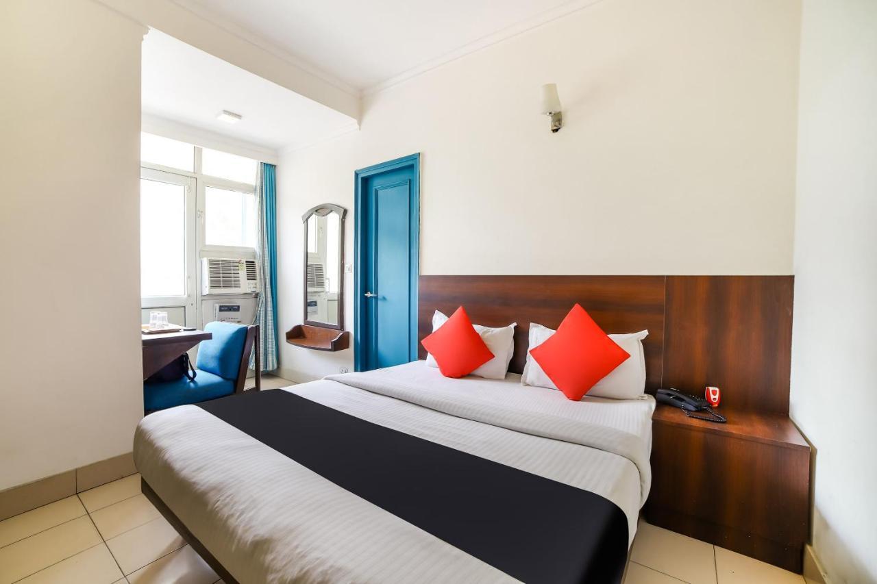 Capital O 48354 The Nest 3* New Delhi